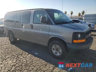 Czwarte zdjęcie samochodu z boku: 2008 CHEV EXPRESS G2500 VIN:1GAGG25K081202304 - miniatura