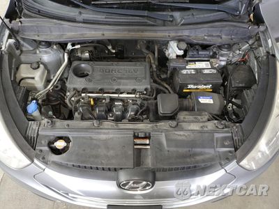 Zdjęcie 12 z 15 samochodu: 2011 HYUNDAI TUCSON GLS VIN:KM8JU3AC5BU174947 - miniatura