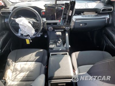 Zdjęcie 8 z 13 samochodu: 2025 TOYOTA TACOMA DOUBLE CAB VIN:3TYLB5JN8ST065570 - miniatura