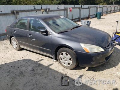 Czwarte zdjęcie samochodu z boku: 2005 HONDA ACCORD LX VIN:1HGCM56415A195053 - miniatura