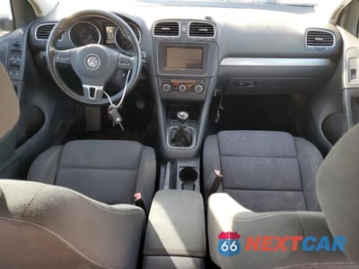 Zdjęcie 8 z 16 samochodu: 2011 VOLKSWAGEN GOLF VIN:WVWNM9AJ9BW314719 - miniatura