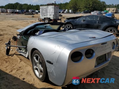 Drugie zdjęcie samochodu z przodu: 2001 CHEVROLET CORVETTE VIN:1G1YY32G015106730 - miniatura