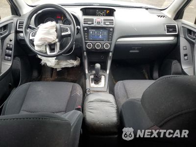 Zdjęcie 8 z 14 samochodu: 2017 SUBARU FORESTER 2.5I PREMIUM VIN:JF2SJAEC8HH528608 - miniatura