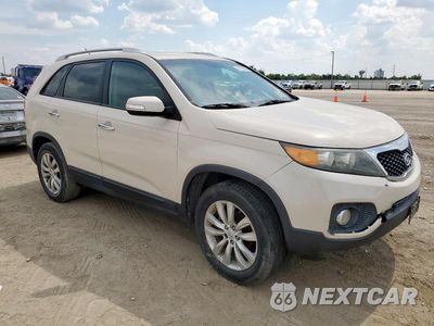 Czwarte zdjęcie samochodu z boku: 2011 KIA SORENTO EX VIN:5XYKU4A19BG018831 - miniatura