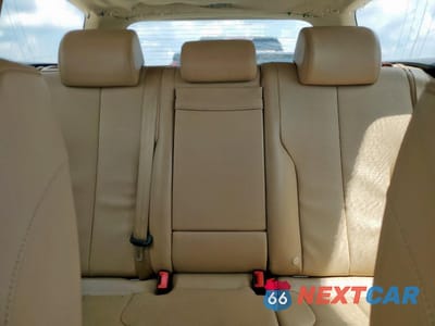 Zdjęcie 11 z 15 samochodu: 2008 VOLKSWAGEN PASSAT WAGON KOMFORT VIN:WVWLK73C08E195487 - miniatura