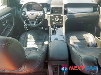 Zdjęcie 8 z 12 samochodu: 2015 FORD TAURUS SHO VIN:1FAHP2KT4FG100500 - miniatura