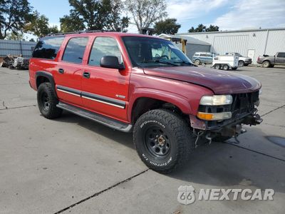 Czwarte zdjęcie samochodu z boku: 2000 CHEVROLET SUBURBAN C1500 VIN:3GNEC16T0YG116043 - miniatura