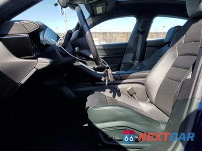 Zdjęcie 7 z 13 samochodu: 2022 PORSCHE TAYCAN VIN:WP0AA2Y10NSA10682 - miniatura