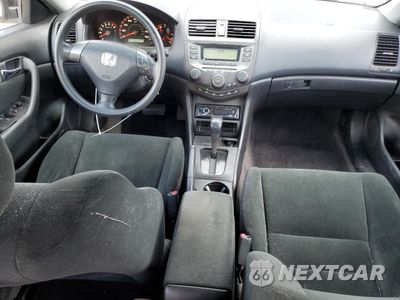 Zdjęcie 8 z 12 samochodu: 2007 HONDA ACCORD LX VIN:1HGCM72307A016688 - miniatura