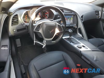 Zdjęcie 8 z 12 samochodu: 2016 CHEVROLET CORVETTE STINGRAY 1LT VIN:1G1YB2D76G5122447 - miniatura