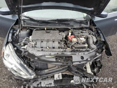 Zdjęcie 11 z 16 samochodu: 2017 NISSAN SENTRA S VIN:3N1AB7AP2HY327216 - miniatura
