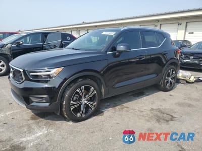 2021 VOLVO XC40 T5 INSCRIPTION YV4162UL4M2415123 - główne zdjęcie licytacji z USA - miniatura