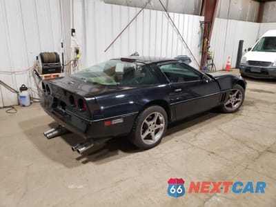 Trzecie zdjęcie samochodu z tyłu: 1987 CHEVROLET CORVETTE VIN:1G1YY2183H5118529 - miniatura