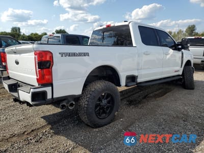 Trzecie zdjęcie samochodu z tyłu: 2024 FORD F350 SUPER DUTY VIN:1FT8W3BM0RED81223 - miniatura