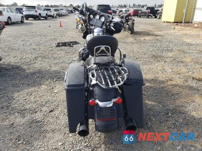 Czwarte zdjęcie samochodu z boku: 2013 HARLEY-DAVIDSON FLHX STREET GLIDE VIN:1HD1KBM37DB689736 - miniatura