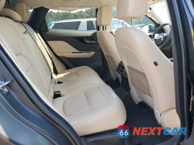 Zdjęcie 11 z 15 samochodu: 2019 JAGUAR F-PACE PRESTIGE VIN:SADCK2FX4KA368349 - miniatura