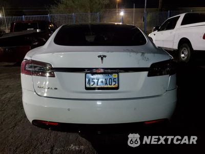 Zdjęcie 6 z 12 samochodu: 2016 TESLA MODEL S VIN:5YJSA1E29GF159245 - miniatura