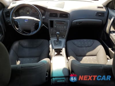 Zdjęcie 8 z 12 samochodu: 2005 VOLVO V70 FWD VIN:YV1SW592452482163 - miniatura