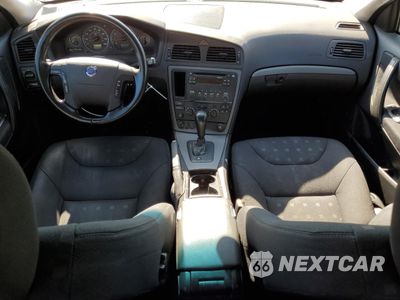 Zdjęcie 8 z 12 samochodu: 2005 VOLVO V70 FWD VIN:YV1SW592452482163 - miniatura