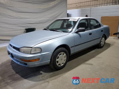 1992 TOYOTA CAMRY DLX 4T1SK11E8NU033763 - główne zdjęcie licytacji z USA - miniatura