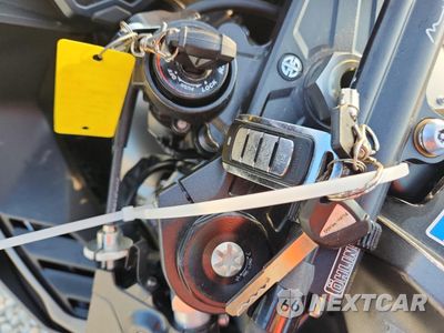 Zdjęcie 8 z 10 samochodu: 2023 KAWASAKI ZX1002 M VIN:JKBZXVM16PA005135 - miniatura