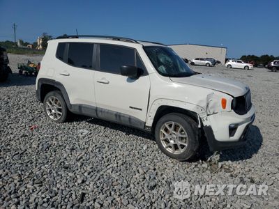 Czwarte zdjęcie samochodu z boku: 2023 JEEP RENEGADE LATITUDE VIN:ZACNJDB18PPP32698 - miniatura