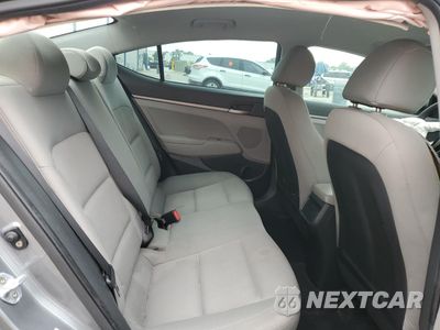 Zdjęcie 10 z 15 samochodu: 2017 HYUNDAI ELANTRA SE VIN:KMHD74LF4HU072582 - miniatura