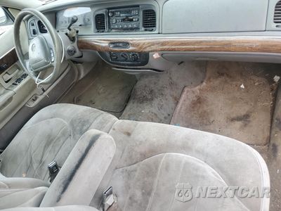 Zdjęcie 8 z 14 samochodu: 1999 MERCURY GRAND MARQUIS GS VIN:2MEFM74W2XX660556 - miniatura