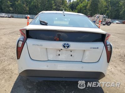 Zdjęcie 6 z 15 samochodu: 2018 TOYOTA PRIUS VIN:JTDKARFU8J3056188 - miniatura