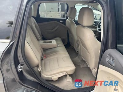 Zdjęcie 11 z 15 samochodu: 2016 FORD ESCAPE SE VIN:1FMCU0GX4GUC35892 - miniatura