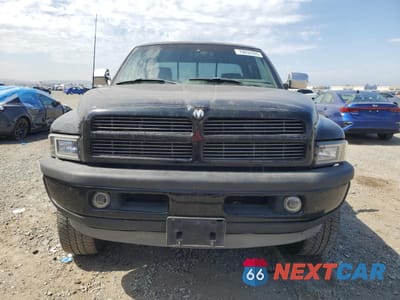 Piąte zdjęcie samochodu w środku: 1995 DODGE RAM 1500 VIN:3B7HC13ZXSM188374 - miniatura