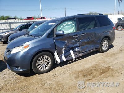 2017 TOYOTA SIENNA XLE 5TDYZ3DC6HS789486 - główne zdjęcie licytacji z USA - miniatura