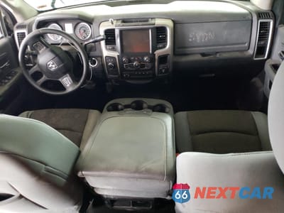 Zdjęcie 8 z 15 samochodu: 2013 RAM 3500 SLT VIN:3C63RRHL0DG539250 - miniatura