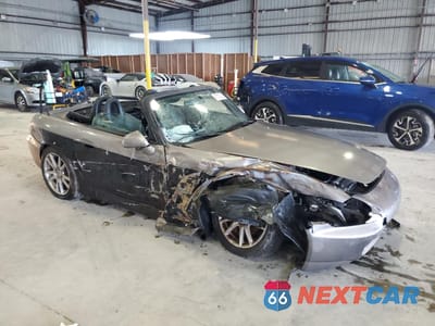 Czwarte zdjęcie samochodu z boku: 2004 HONDA S2000 VIN:JHMAP21484T000277 - miniatura