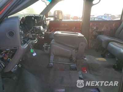 Zdjęcie 7 z 11 samochodu: 2006 CHEVROLET SILVERADO C2500 HEAVY DUTY VIN:1GCHC23D66F218745 - miniatura