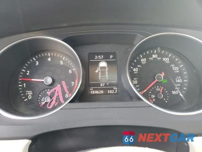 Zdjęcie 9 z 12 samochodu: 2018 VOLKSWAGEN JETTA SE VIN:3VWDB7AJ1JM253626 - miniatura