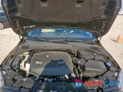 Zdjęcie 11 z 14 samochodu: 2017 VOLVO S60 VIN:YV126MFL2H2424113 - miniatura