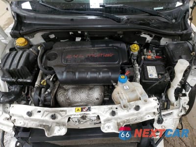 Zdjęcie 11 z 14 samochodu: 2021 RAM PROMASTER CITY DELIVERY VAN VIN:ZFBHRFAB7M6U15592 - miniatura