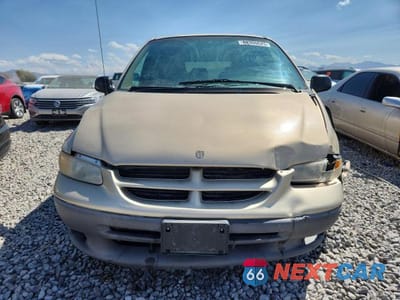 Piąte zdjęcie samochodu w środku: 2000 DODGE GRAND CARAVAN SE VIN:1B4GP44R2YB664310 - miniatura