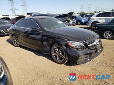 Czwarte zdjęcie samochodu z boku: 2021 MERCEDES-BENZ C 300 4MATIC VIN:W1KWF8EB3MR641412 - miniatura