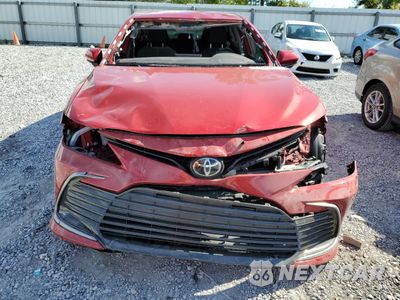Piąte zdjęcie samochodu w środku: 2024 TOYOTA CAMRY LE VIN:4T1C11AK5RU193733 - miniatura
