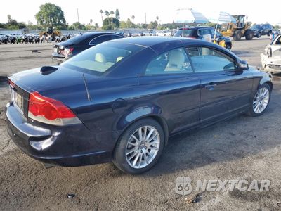 Trzecie zdjęcie samochodu z tyłu: 2008 VOLVO C70 T5 VIN:YV1MC67288J046937 - miniatura