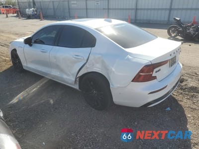 Drugie zdjęcie samochodu z przodu: 2024 VOLVO S60 ULTIMATE VIN:7JRH60FJ1RG306986 - miniatura