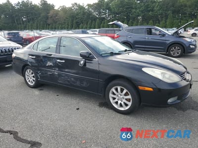 Czwarte zdjęcie samochodu z boku: 2002 LEXUS ES 300 VIN:JTHBF30G320015258 - miniatura