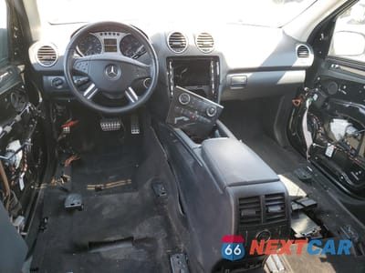 Zdjęcie 8 z 13 samochodu: 2006 MERCEDES-BENZ ML 350 VIN:4JGBB86E06A005718 - miniatura