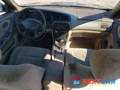 Zdjęcie 8 z 12 samochodu: 2000 NISSAN ALTIMA XE VIN:1N4DL01D4YC128008 - miniatura