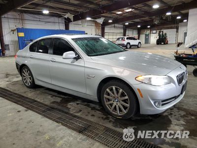 Czwarte zdjęcie samochodu z boku: 2012 BMW 535 XI VIN:WBAFU7C50CDU65595 - miniatura