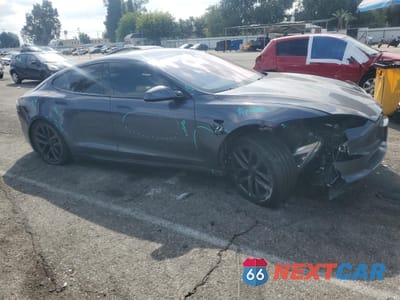 Czwarte zdjęcie samochodu z boku: 2021 TESLA MODEL S VIN:5YJSA1E66MF432060 - miniatura