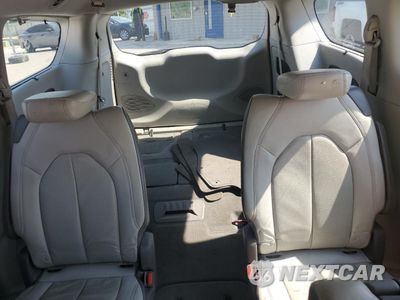 Zdjęcie 10 z 15 samochodu: 2018 CHRYSLER PACIFICA TOURING L PLUS VIN:2C4RC1EG0JR182297 - miniatura