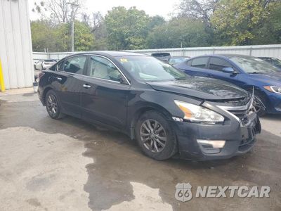 Czwarte zdjęcie samochodu z boku: 2015 NISSAN ALTIMA 2.5 VIN:1N4AL3AP5FN891798 - miniatura